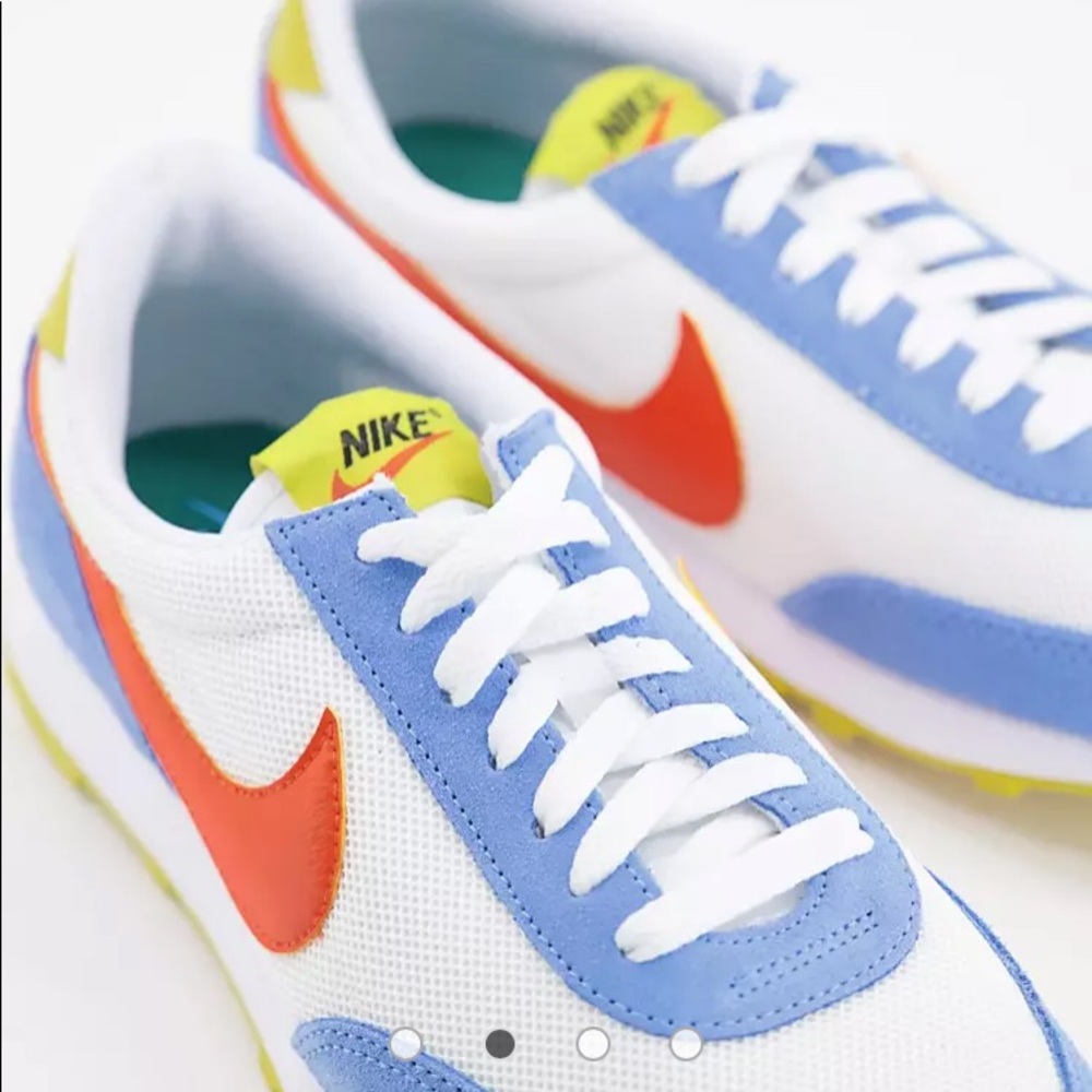 NIB Nike daybreak 6.5